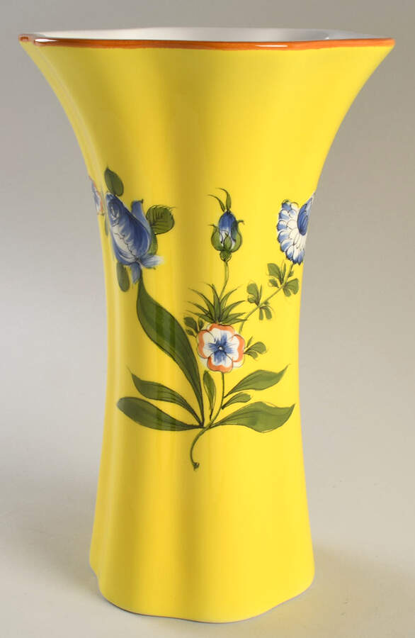 Marseilles Yellow 9" Vase by Tiffany-1