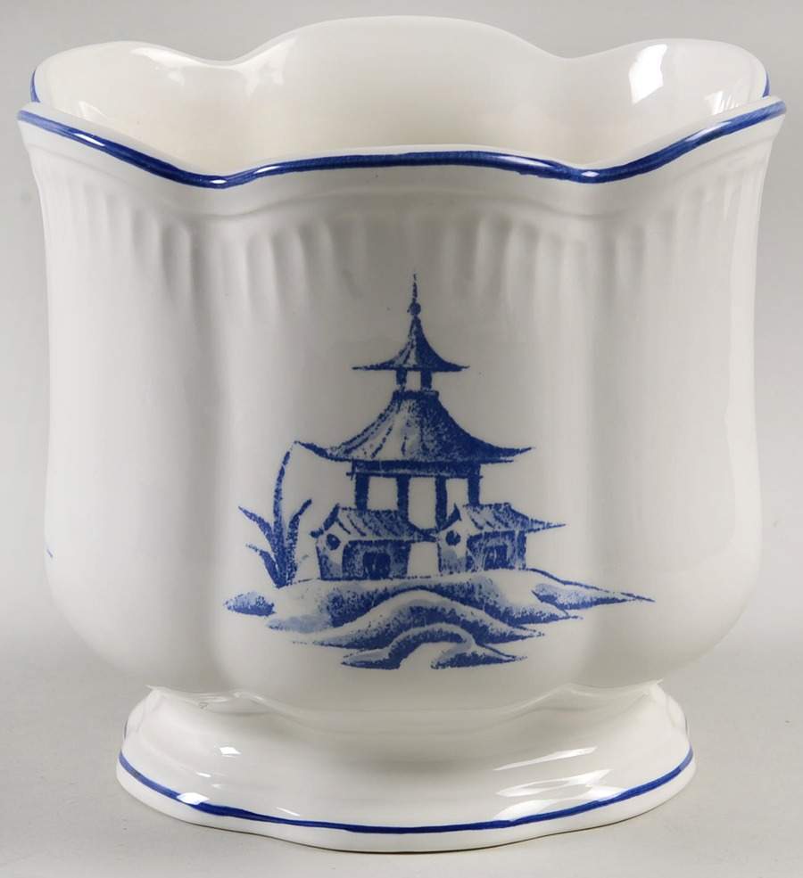 Tiffany Pagoda Medium Cachepot by Tiffany-1