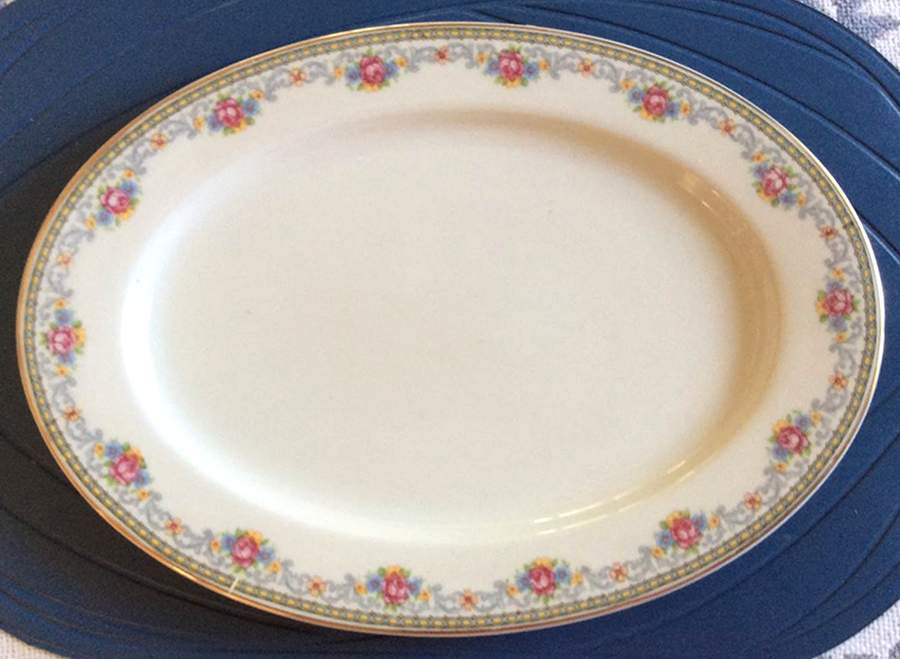 THU287 12" Oval Serving Platter by Thun-1