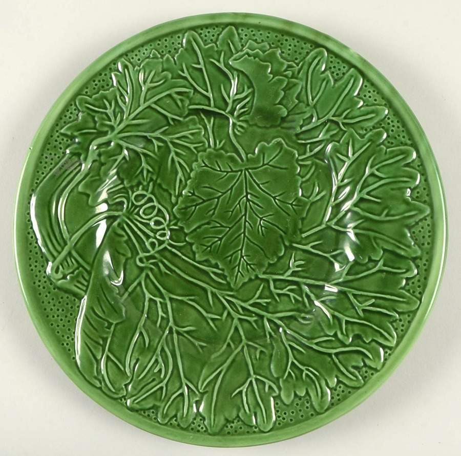 Green Majolica Dinner Plate by Two's Company-1