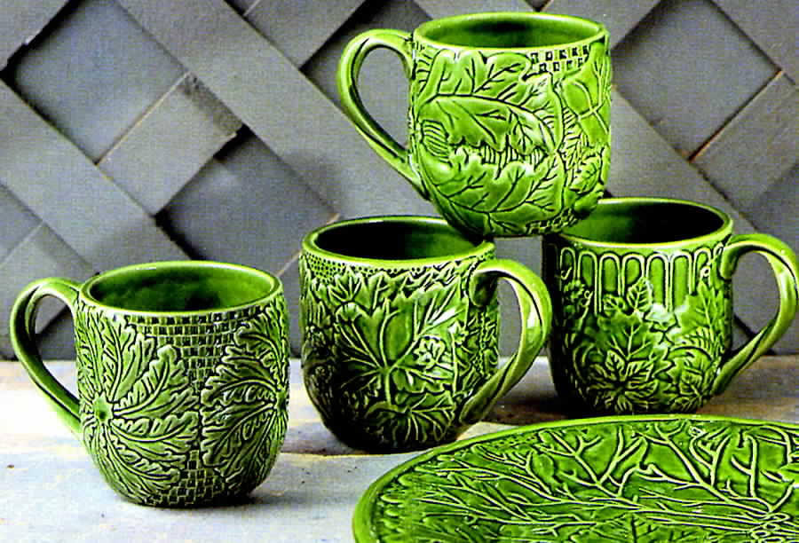 Green Majolica Mug by Two's Company-1