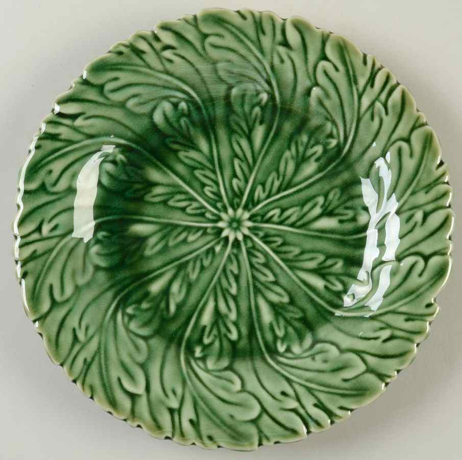 Green Majolica Salad/Dessert Plate by Two's Company-1