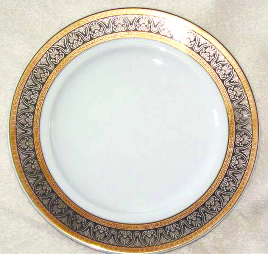 8400700 Dinner Plate by Thun-1
