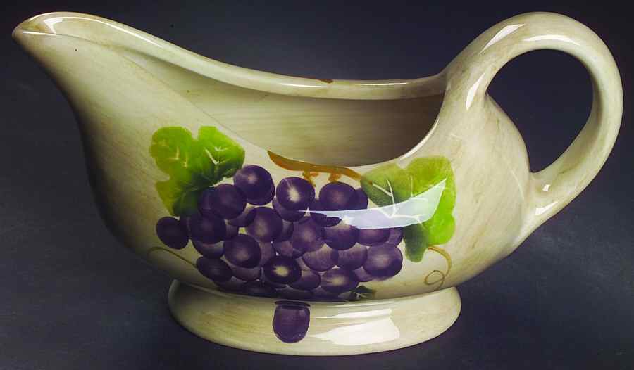 Chianti Gravy Boat by Tabletops Unlimited-1