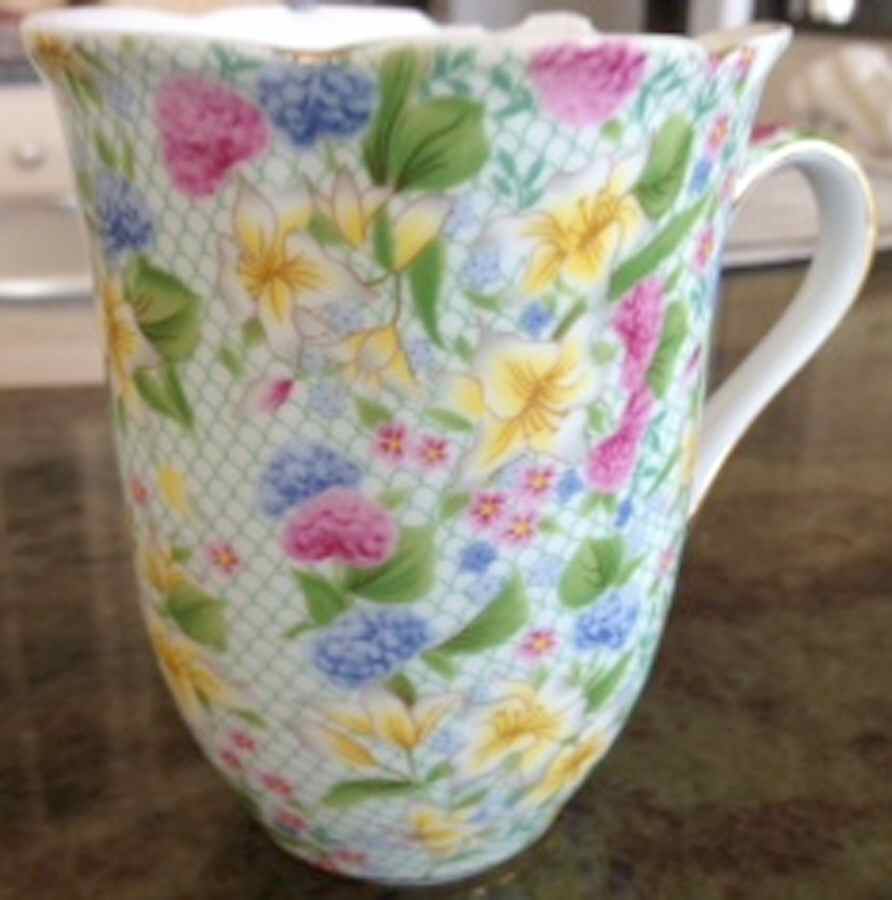 Dana Mug by Two's Company-1