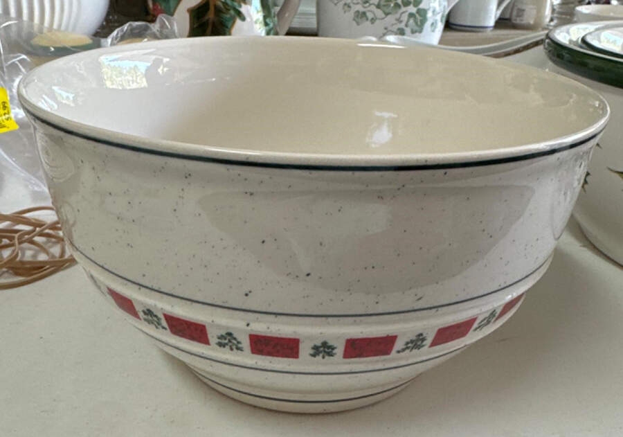 Christmas 8" Mixing Bowl by Tienshan-1