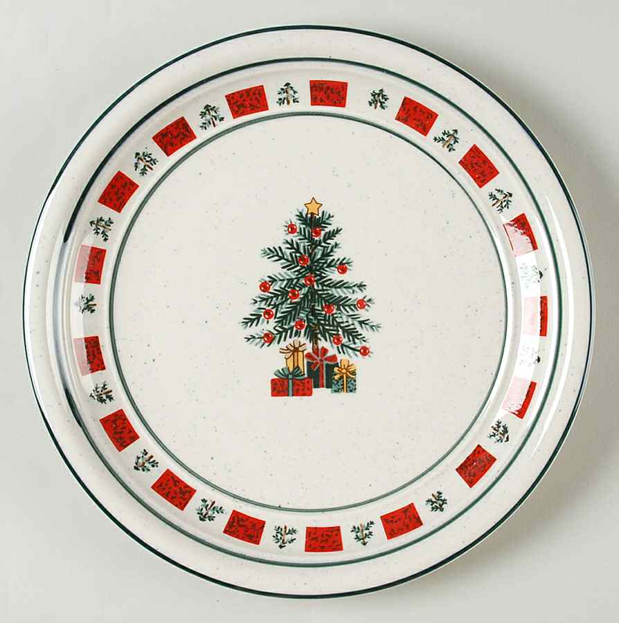 Christmas Dinner Plate by Tienshan-1