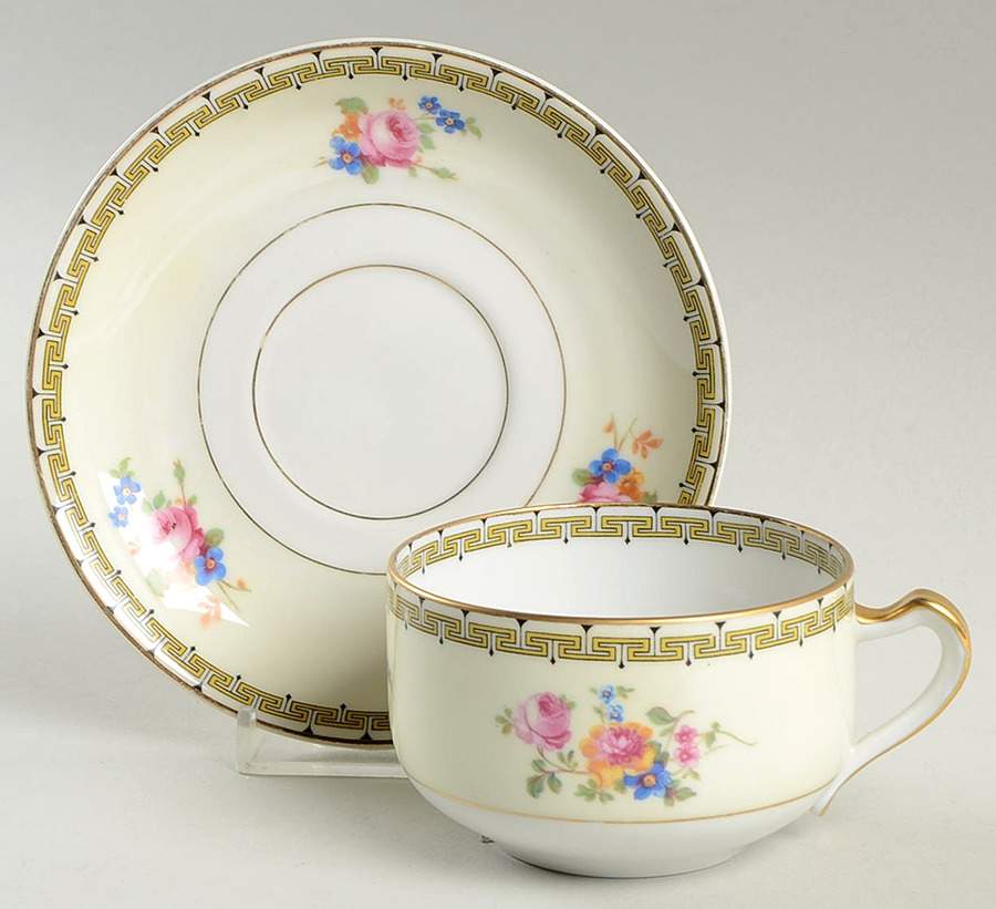 THU298 Flat Cup & Saucer Set by Thun-1