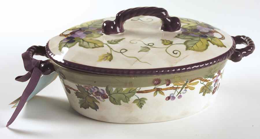 Claret (Grapes) 1.25 Quart Oval Covered Casserole by Tracy Porter-1
