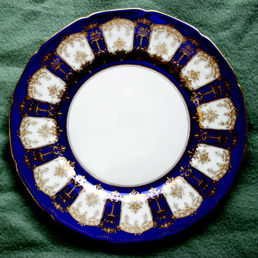 TRV463 Dinner Plate by Tressemanes & Vogt-1