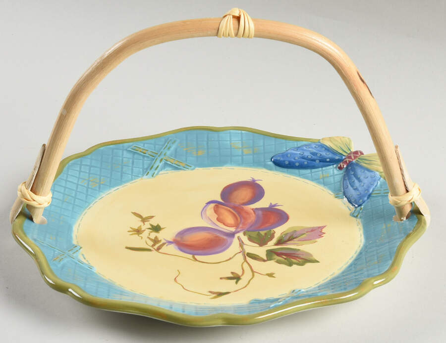 Papillon 5 3/8"-5 5/8" Bamboo Handled Serving Plate  HC by Tracy Porter-1