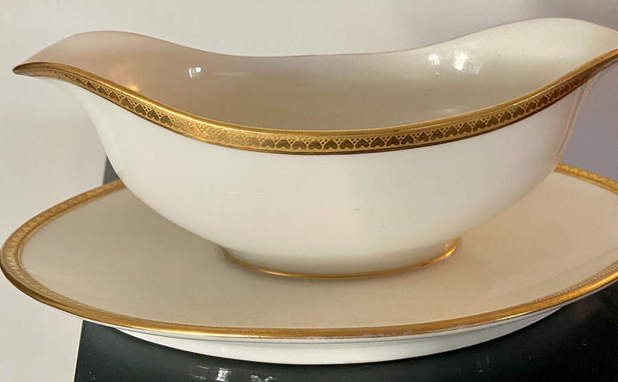 7635 Gravy Boat with Attached Underplate by Tressemanes & Vogt-1