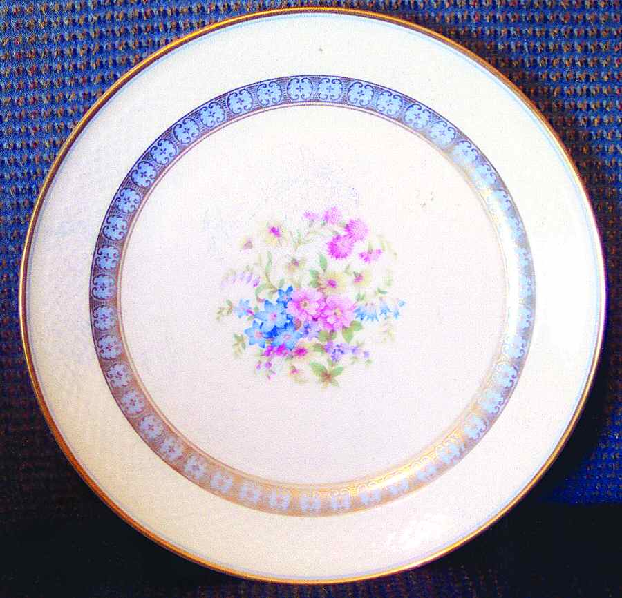 1-106 Dinner Plate by Thomas-1