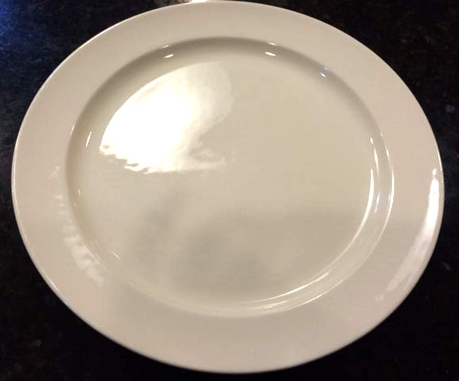 TST684 Dinner Plate by Taylor, Smith & Taylor (Ts&T)-1