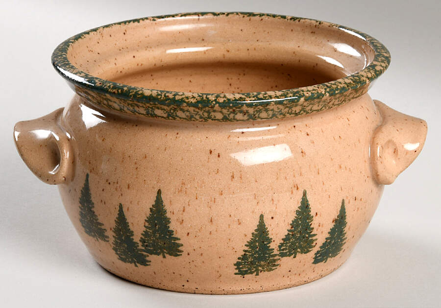 Winter Pines Brown (Made in Mold) 1 Qt Round Casserole No Lid by Three Rivers-1