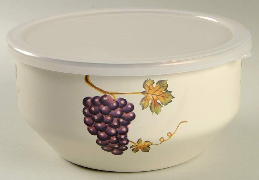 Villa Grande 7" Metal Mixing Bowl & Plastic Lid by Tabletops Unlimited-1