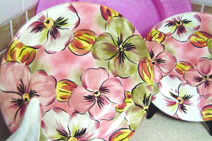 Pansy Blossom Dinner Plate by Tabletops Unlimited-1