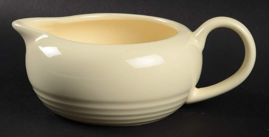 Clair Gravy Boat by Thomas O'Brien-1