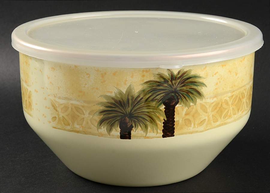 Bellagio 8.75" Metal Mixing Bowl & Plastic Lid by Tabletops Unlimited-1