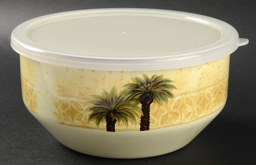 Bellagio 7" Metal Mixing Bowl & Plastic Lid by Tabletops Unlimited-1