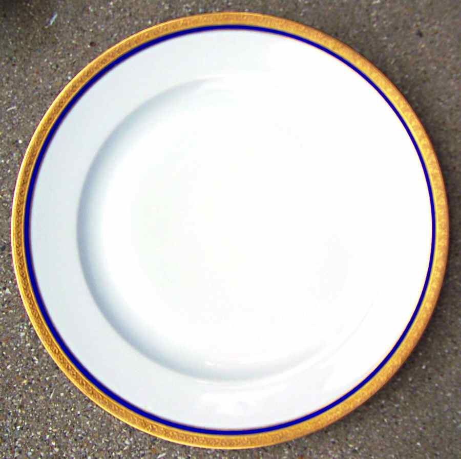 9155 Dinner Plate by Thomas-1