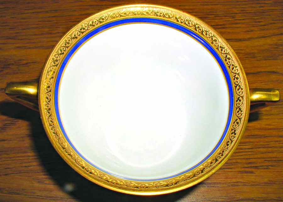 9155 Footed Cream Soup Bowl by Thomas-1