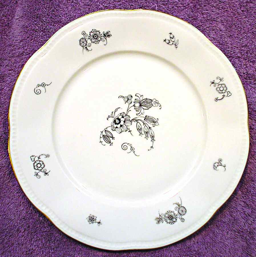 TIR412 Dinner Plate by Tirschenreuth-1
