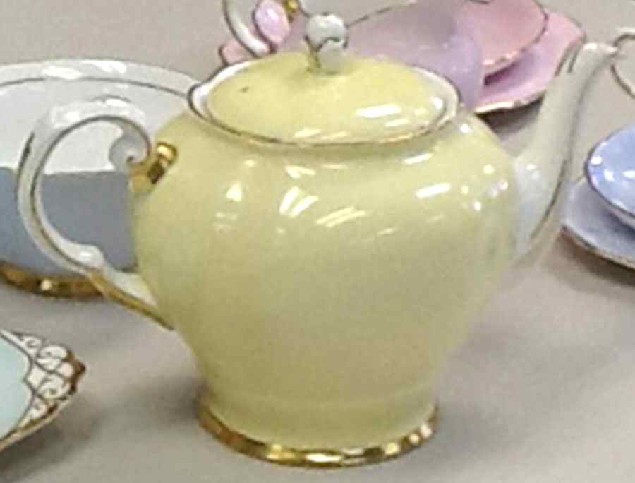 C8985 Teapot & Lid by Tuscan - Royal Tuscan-1