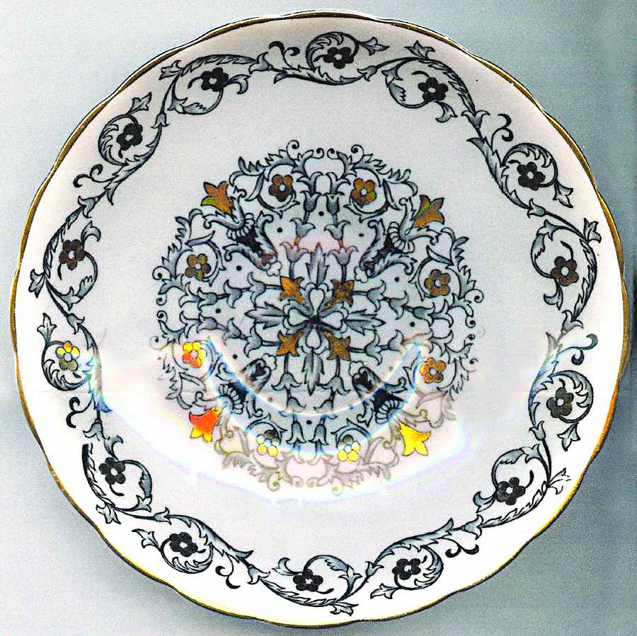 D1495 Saucer by Tuscan - Royal Tuscan-1