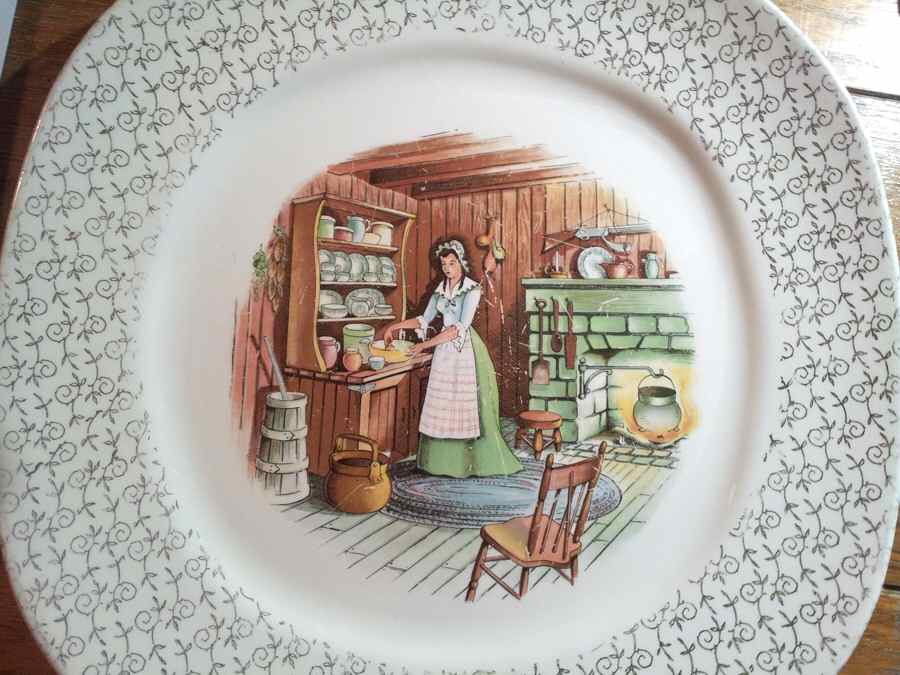 TST857 Dinner Plate by Taylor, Smith & Taylor (Ts&T)-1