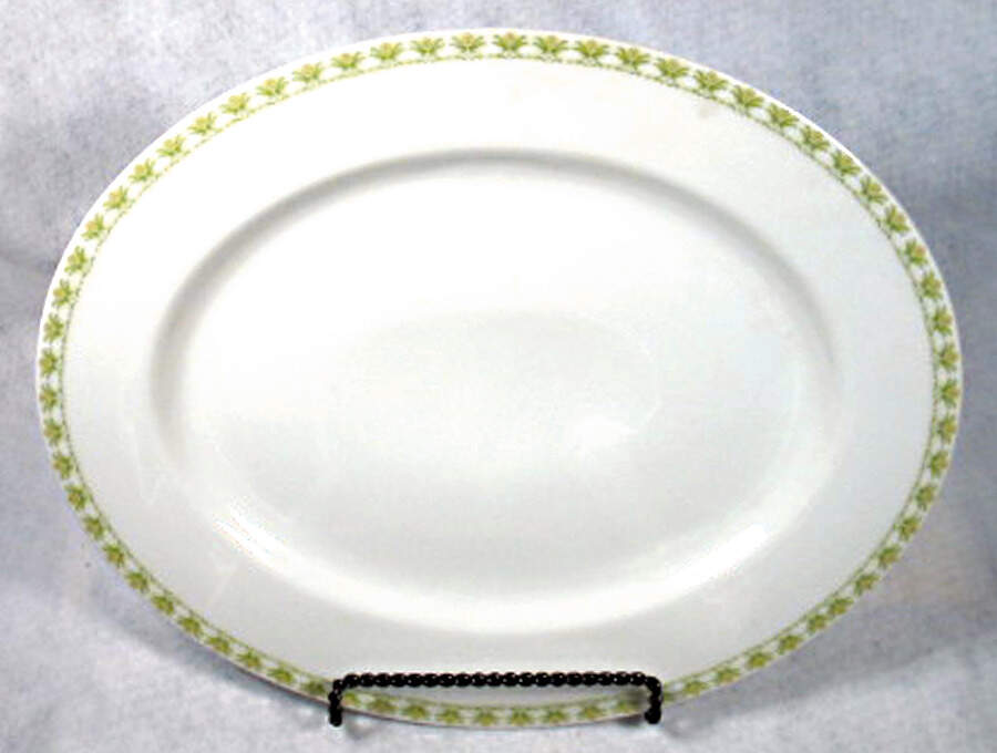 TIR424 15" Oval Serving Platter by Tirschenreuth-1