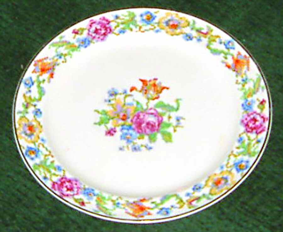 TST704 Dinner Plate by Taylor, Smith & Taylor (Ts&T)-1