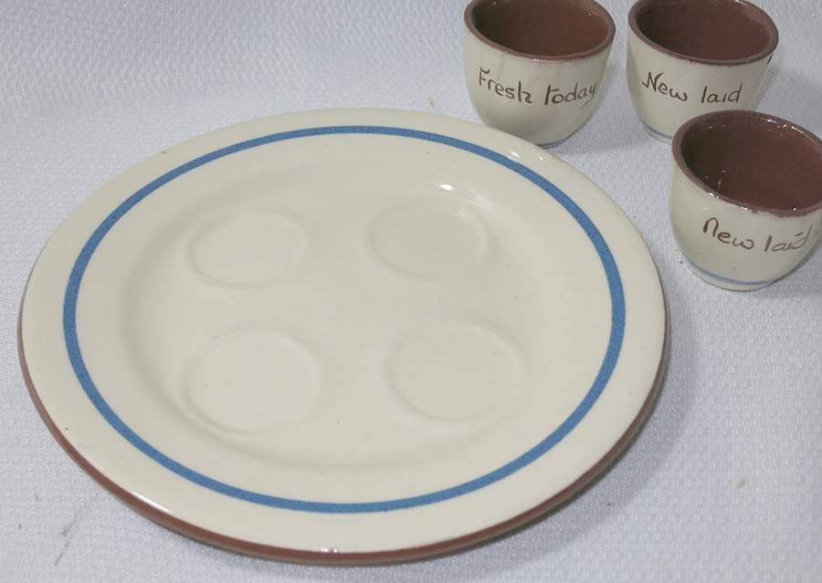 Motto Ware (Cottage) Egg Cup Set (4 Egg Cups and Tray) by Torquay Pottery-1