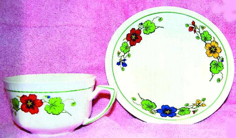 THP51 Flat Cup & Saucer Set by Thompson-1