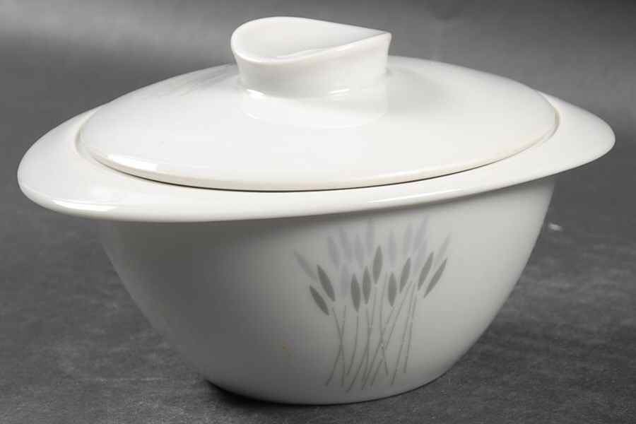 THO369 Sugar Bowl & Lid by Thomas-1
