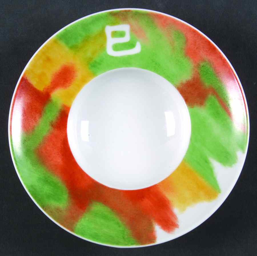 THO374 Saucer by Thomas-1