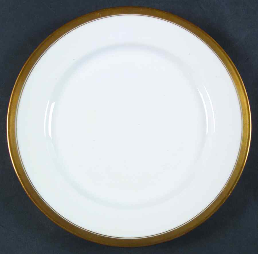 TRV505 Luncheon Plate by Tressemanes & Vogt-1