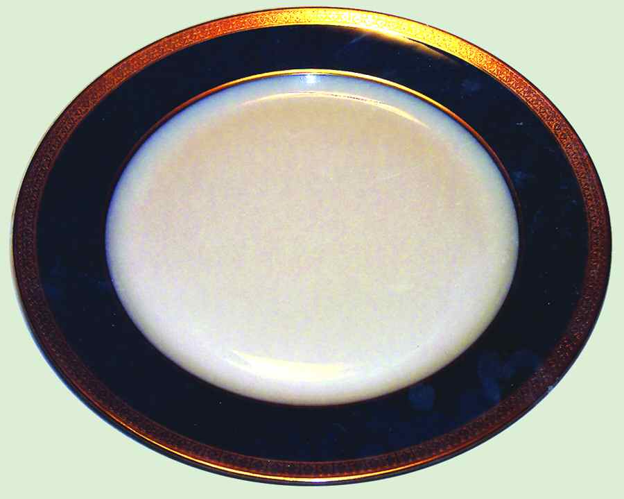 TRV507 Dinner Plate by Tressemanes & Vogt-1