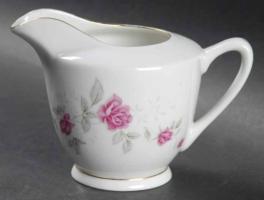 TII3 Creamer by Tientsin-1