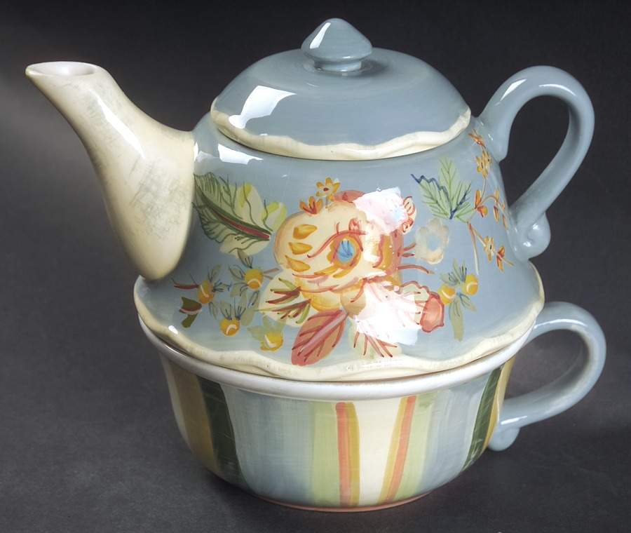 Amourette Individual Teapot & Lid with Cup by Tracy Porter-1