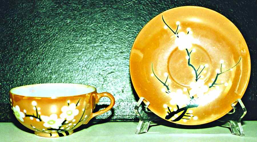 TKI26 Flat Cup & Saucer Set by Takito-1