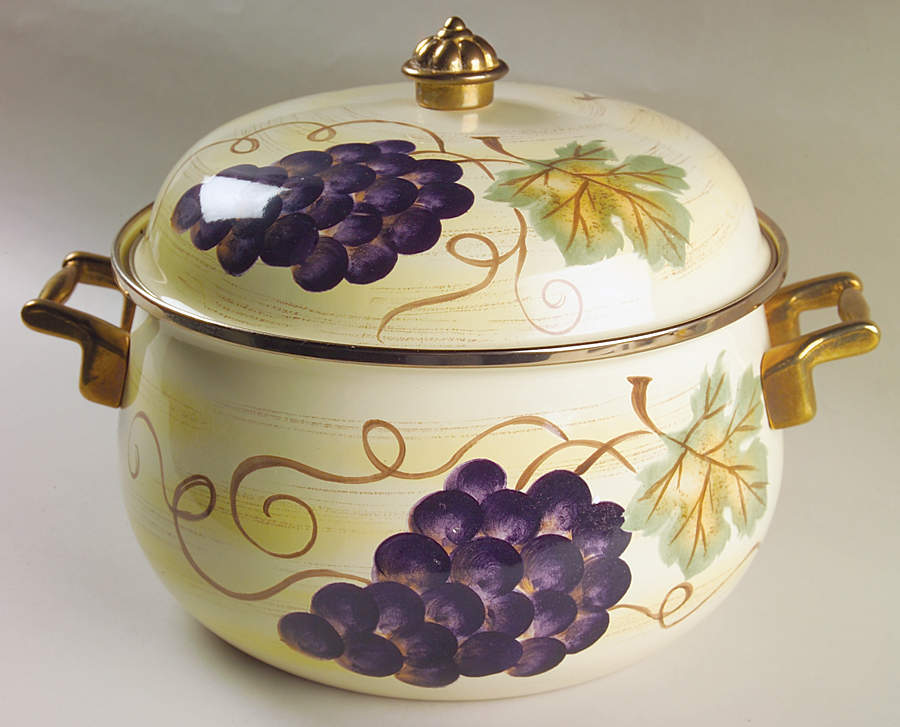 Vino 8 Quart Metal Stockpot & Metal Lid by Tabletops Unlimited-1