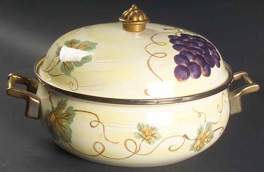 Vino 4 Quart Metal Stew Pot by Tabletops Unlimited-1