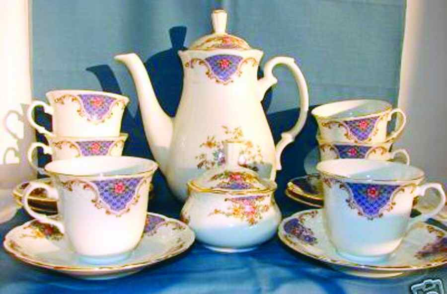 THU336 Flat Cup & Saucer Set by Thun-1