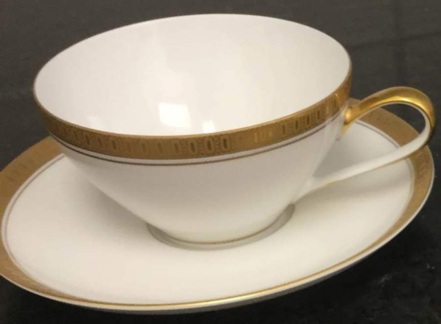 423 Flat Cup & Saucer Set by Thomas-1