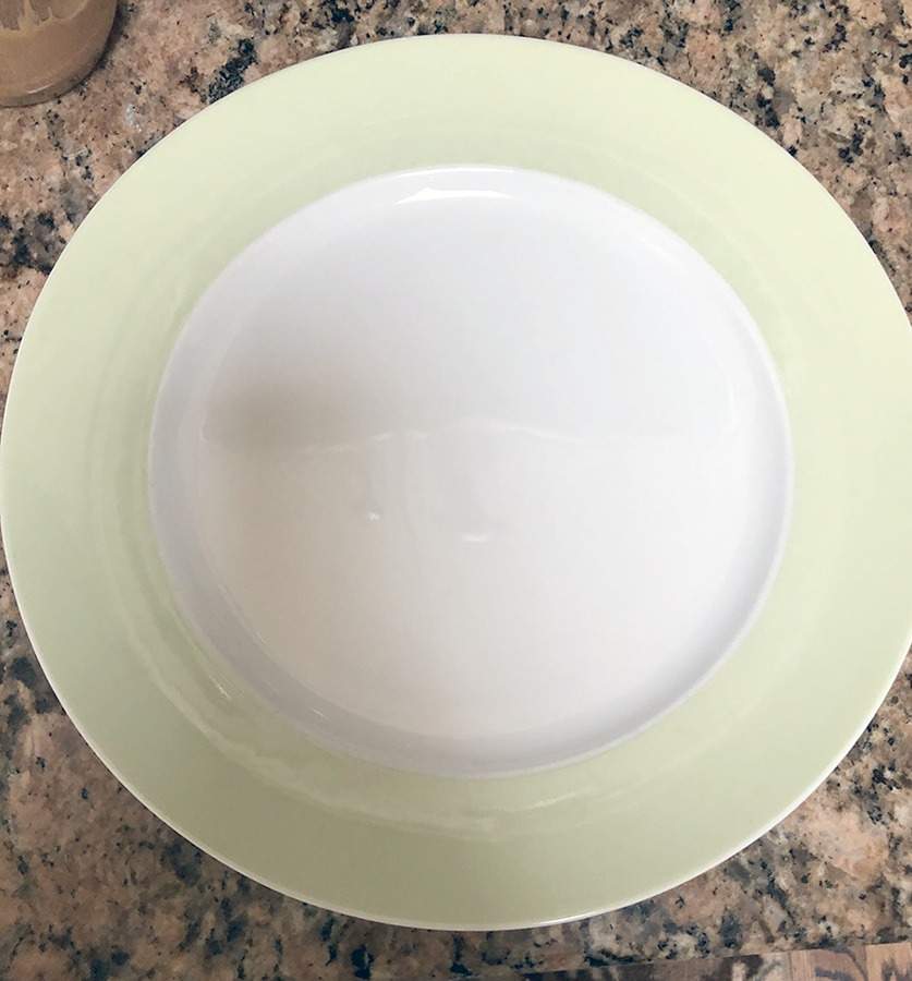 Sunny Day Pastel Green Service Plate (Charger) by Thomas-1