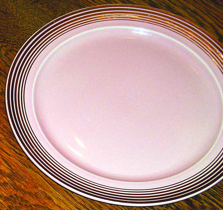 TST885 Dinner Plate by Taylor, Smith & Taylor (Ts&T)-1