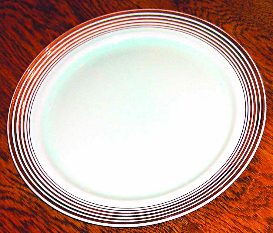 TST886 Dinner Plate by Taylor, Smith & Taylor (Ts&T)-1