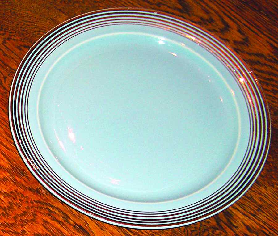 TST887 Dinner Plate by Taylor, Smith & Taylor (Ts&T)-1