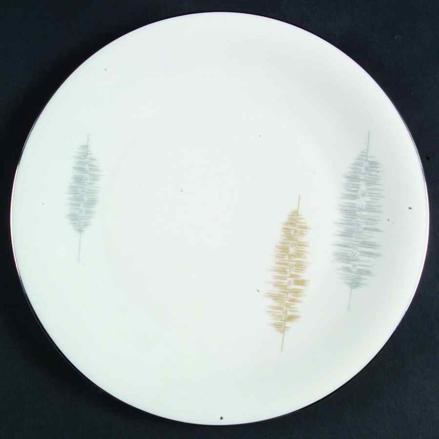 TIR469 Dinner Plate by Tirschenreuth-1